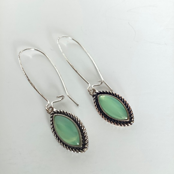 Scroll Silver Tone Green Cab Kidney Wire Earrings Sterling Silver Post - Picture 3 of 11